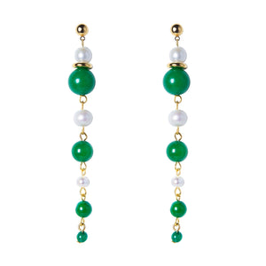 Earrings with green agate and pearls