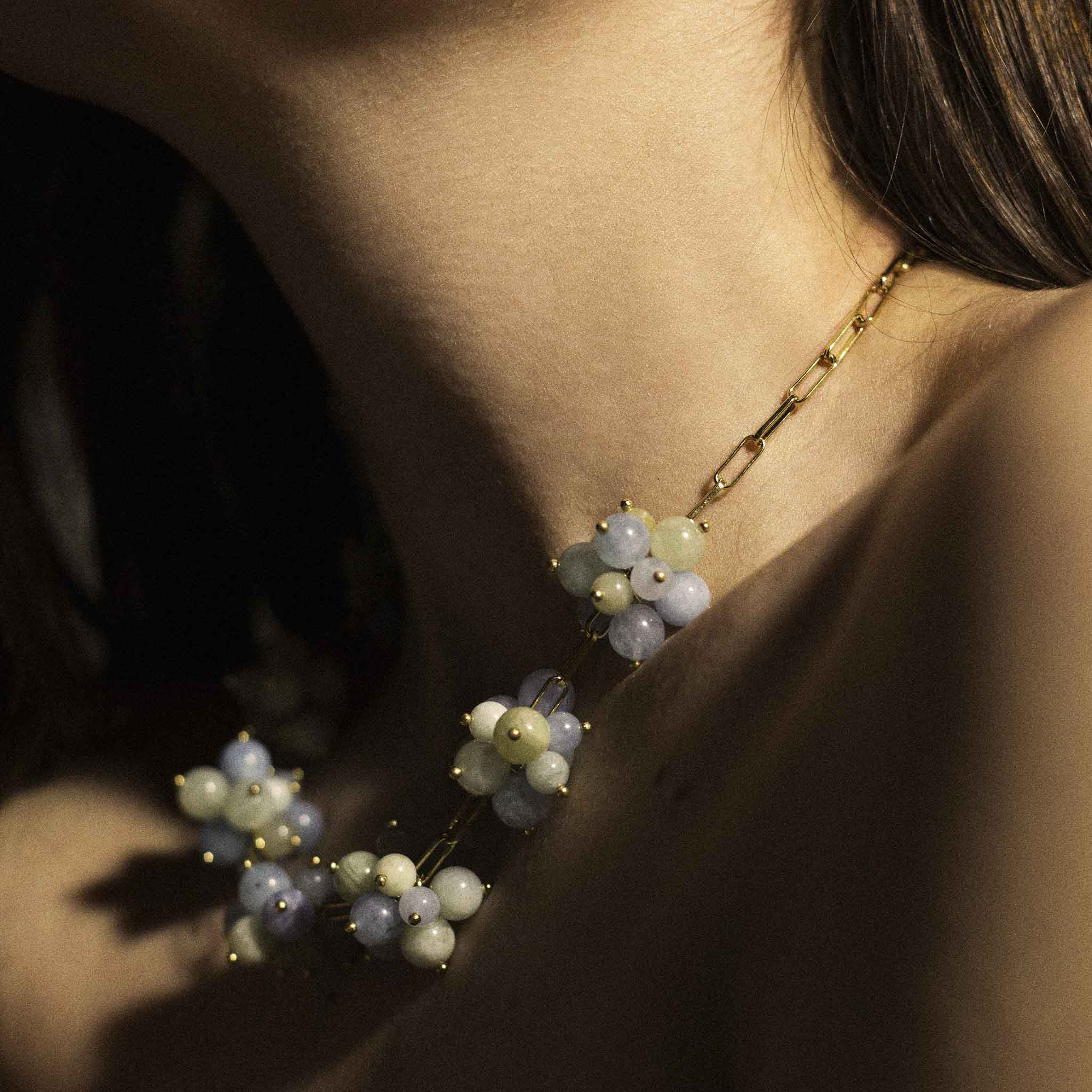Necklace with aquamarine