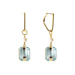 Earrings with pearls and crystals