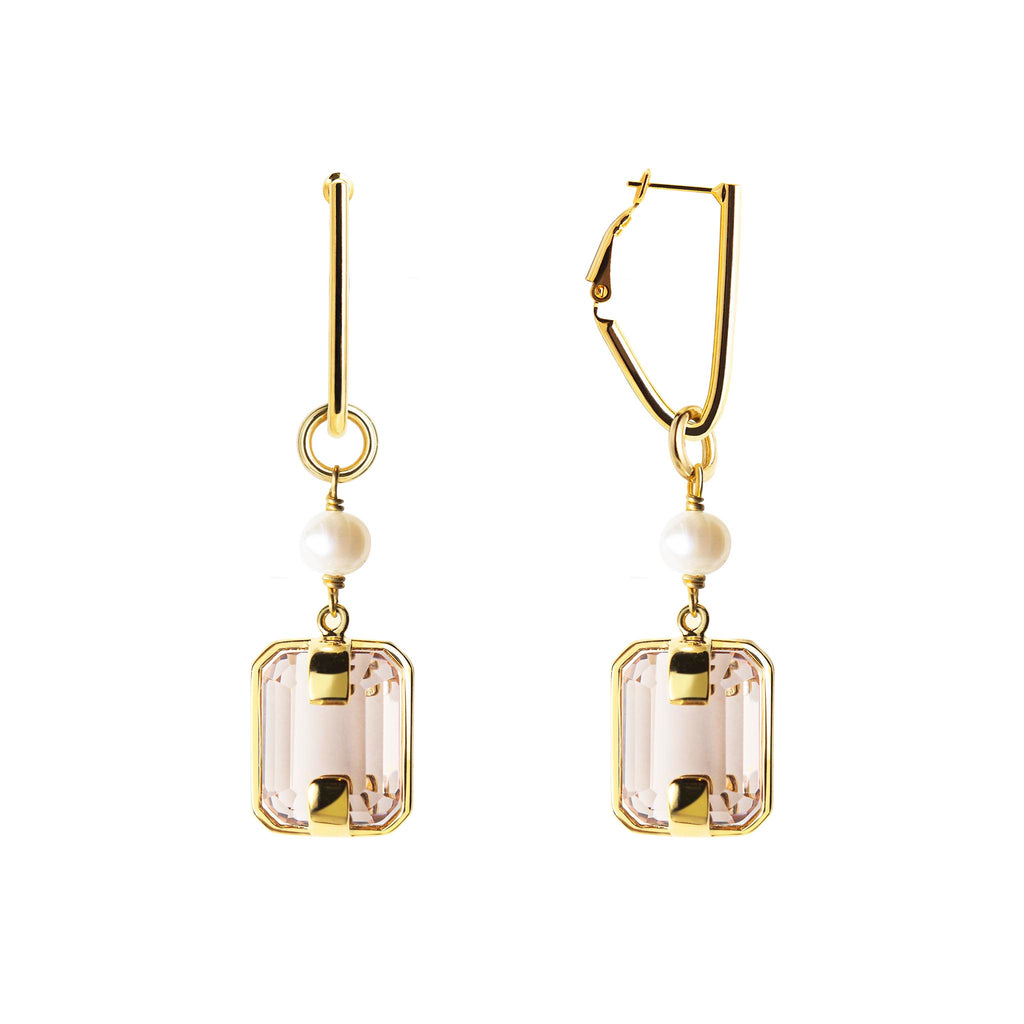 Earrings with pearls and crystals
