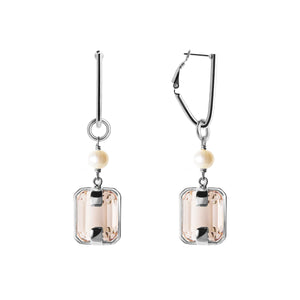 Earrings with pearls and crystals