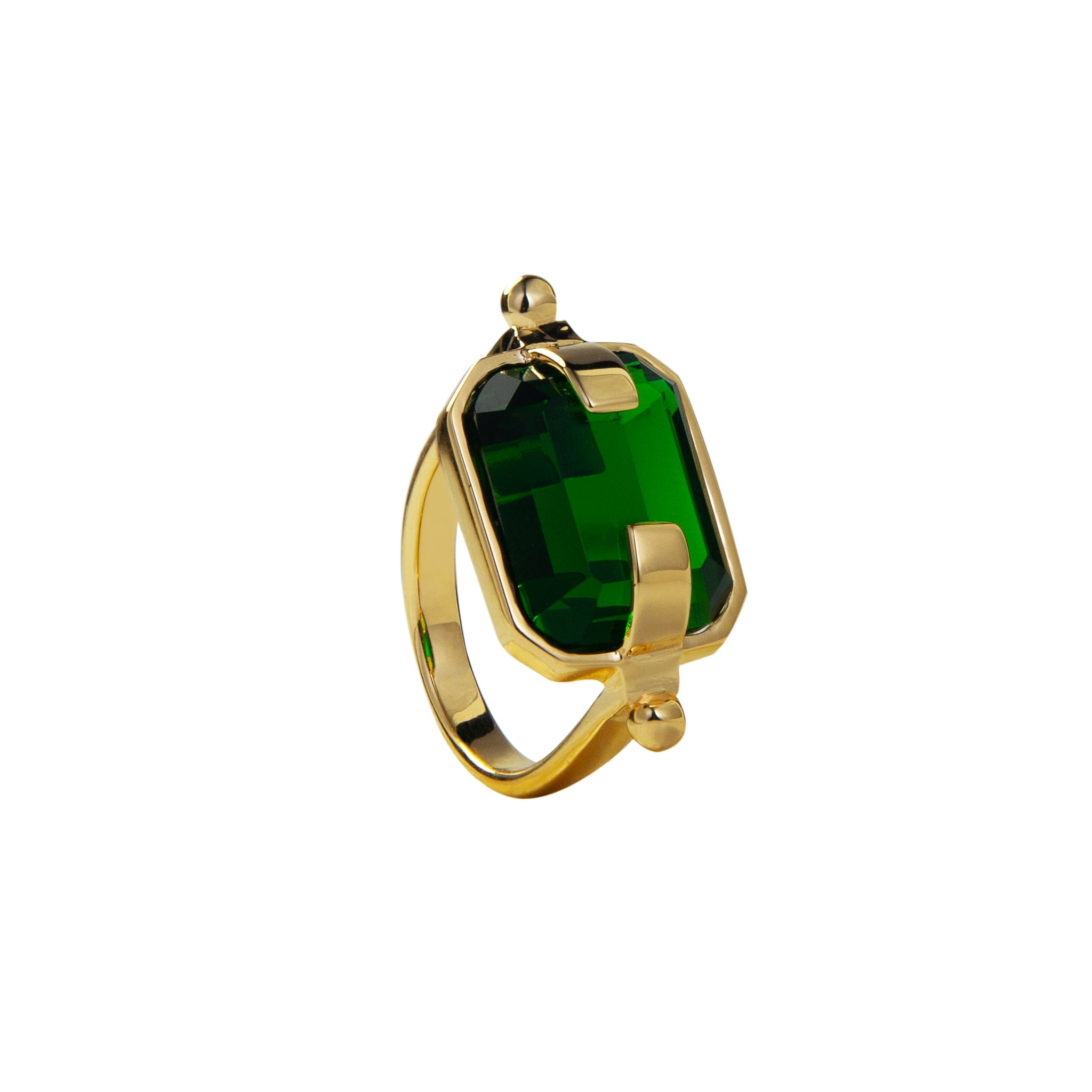 Ring with a green crystal